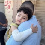 طفلٌ نجا وحده من بين الركام.. سامي أبو قاسم شاهدٌ صغير على فاجعة أبادت أسرته في دير البلح